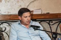 AS1_3436