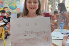 IMG-4ff6f9898b7f9e17d6e5985fbb4383b4-V