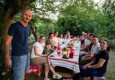 Nermin Nikezić: Odmor na selu sve traženiji – Turisti žele prirodu, autentičnost i predah od gradskih gužvi
