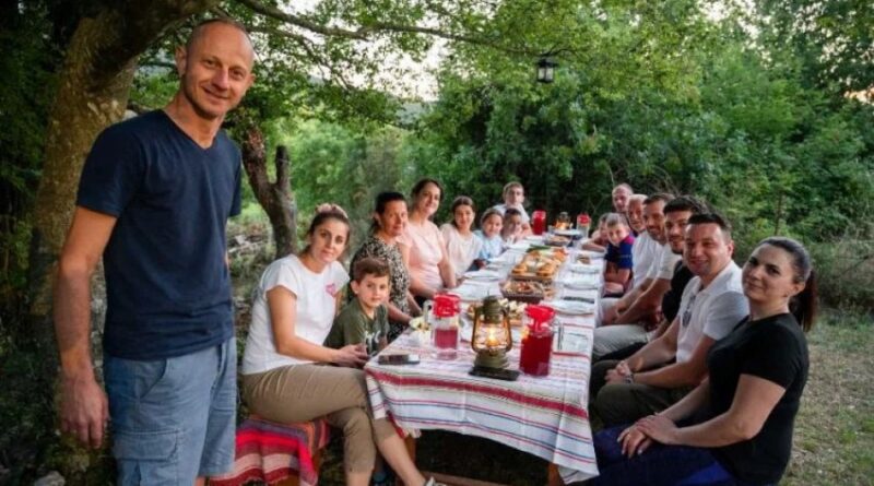 Nermin Nikezić: Odmor na selu sve traženiji – Turisti žele prirodu, autentičnost i predah od gradskih gužvi